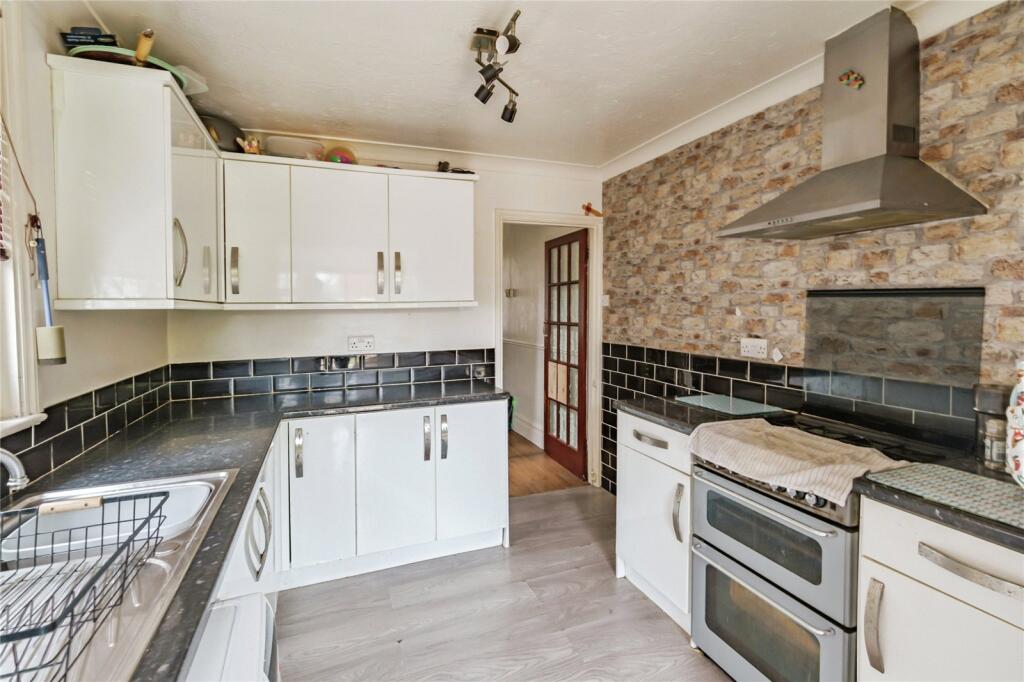 House in East Cowes, Isle of Wight - View 4