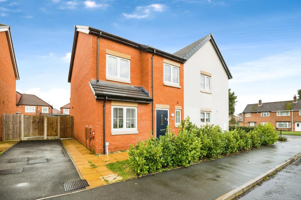 Main image of property: Stewart Gardens, Wirral, Merseyside, CH62