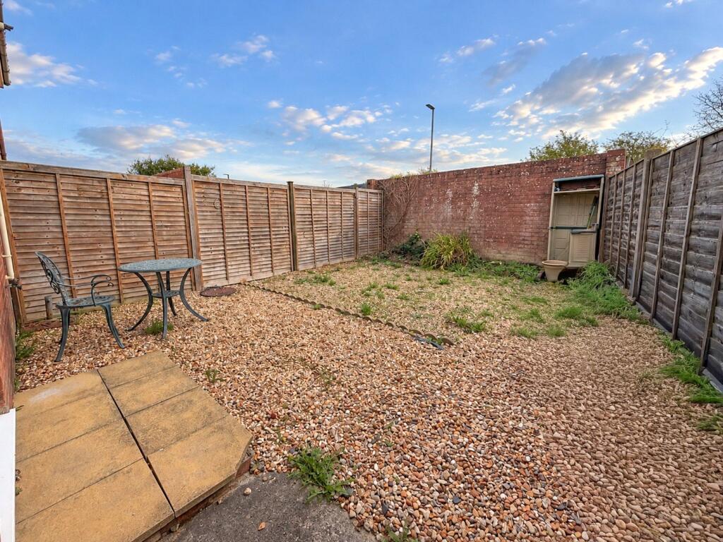 Frobisher Close, Burnham-on-Sea, Somerset, TA8 photo 2