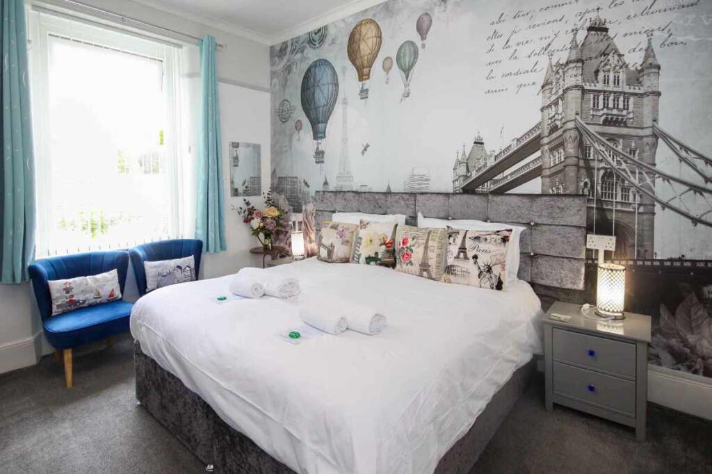House in Paignton, Roundham - View 4