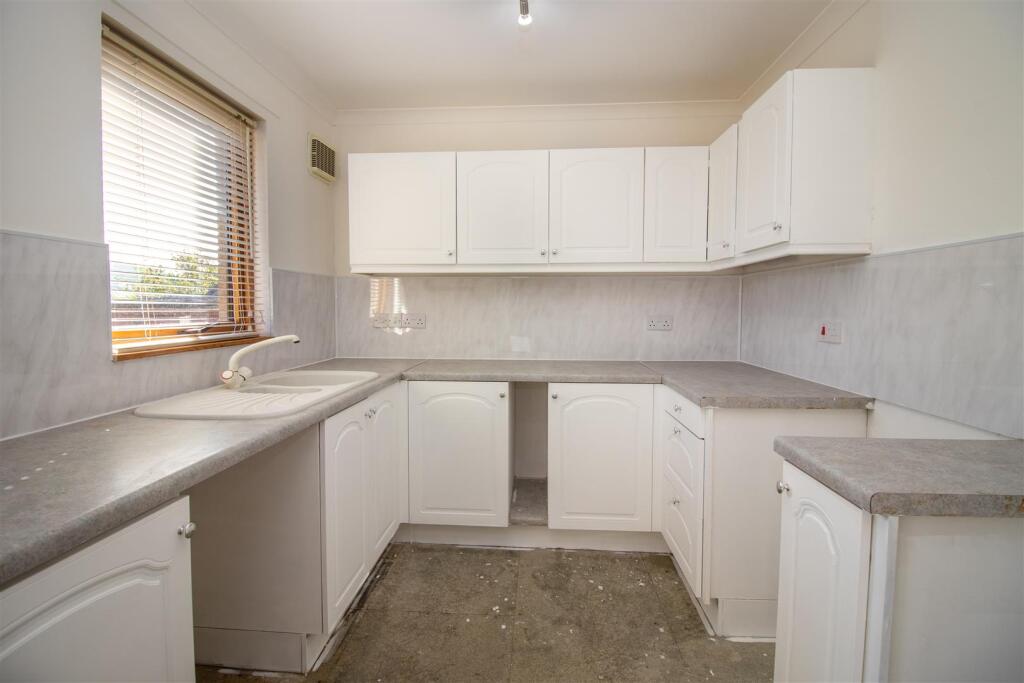 House in Galashiels, Balmoral - View 5