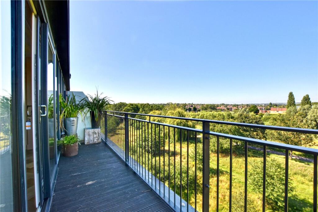 Apartment in London, Kidbrooke Village, Horn Park - View 2