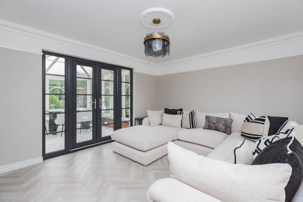 House in Dartford - View 5