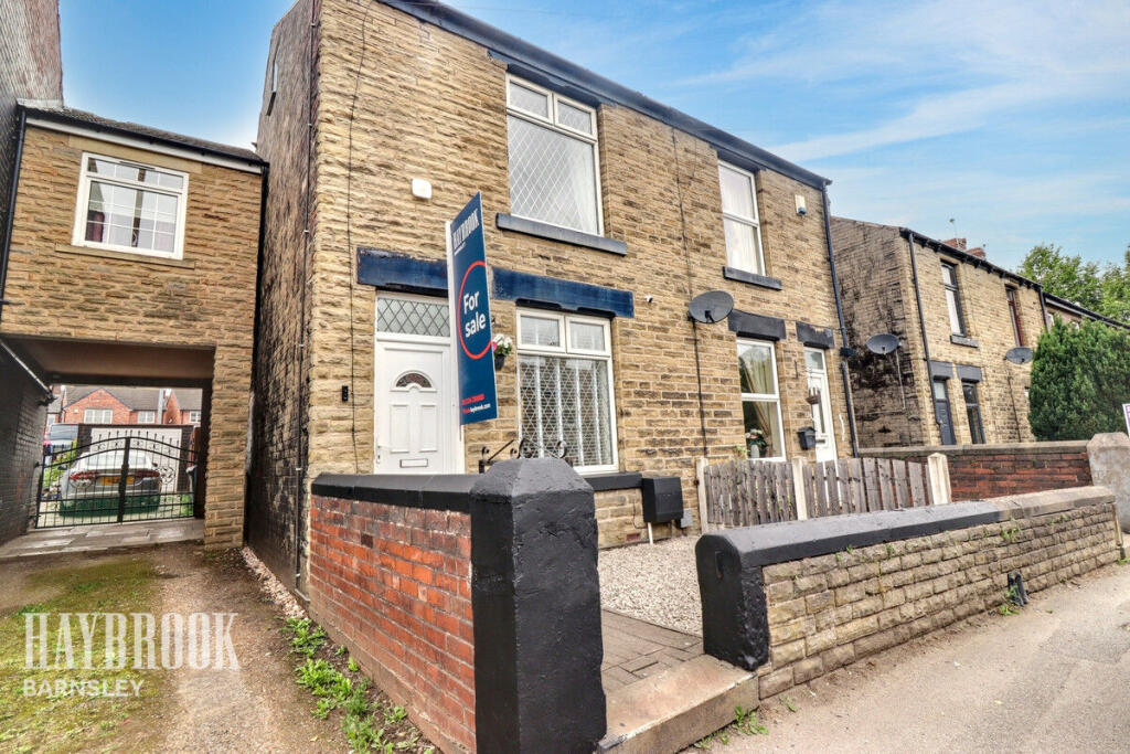 3-bed semi-detached on Sheffield Road, Birdwell, £180,000