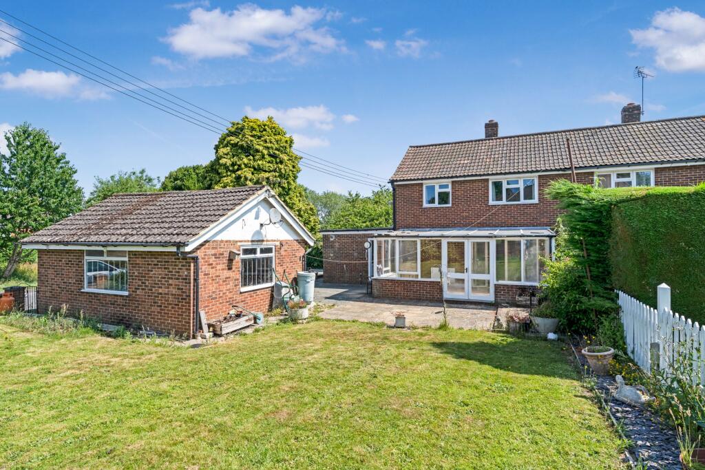 Main image of property: 1 Cleavers, Sissinghurst, Cranbrook