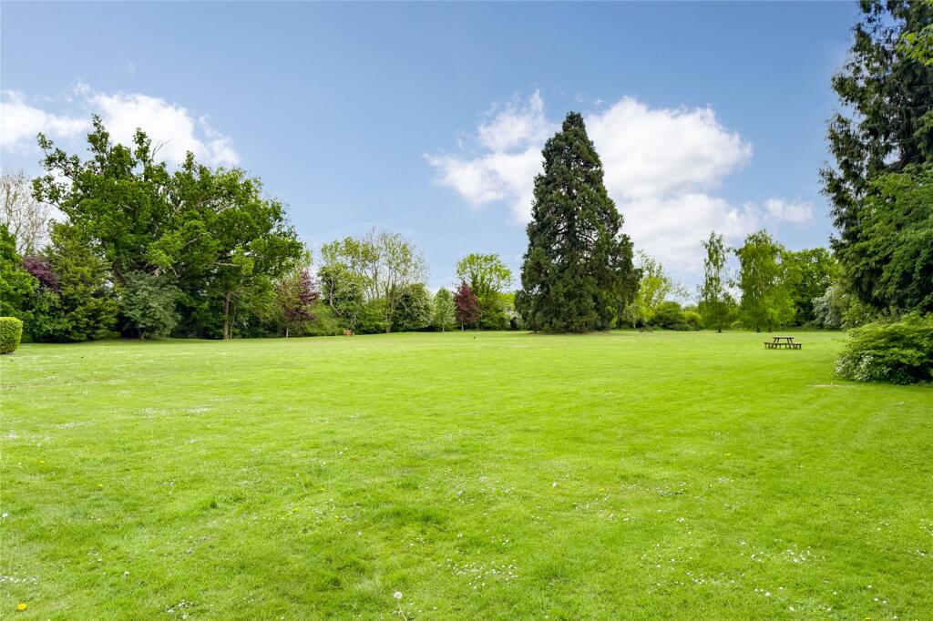 Additional image 15 of Astwick Manor, Coopers Green Lane, Hatfield, Hertfordshire, AL10