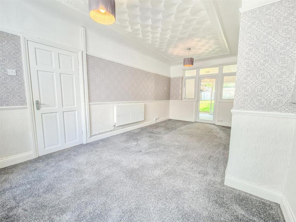 Thornleigh Avenue, Wirral - View 4