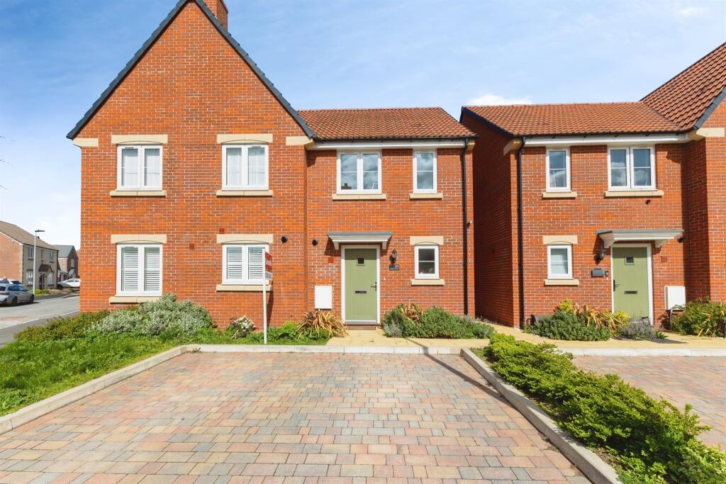 Main image of property: Gerbera Road, Emersons Green, Bristol