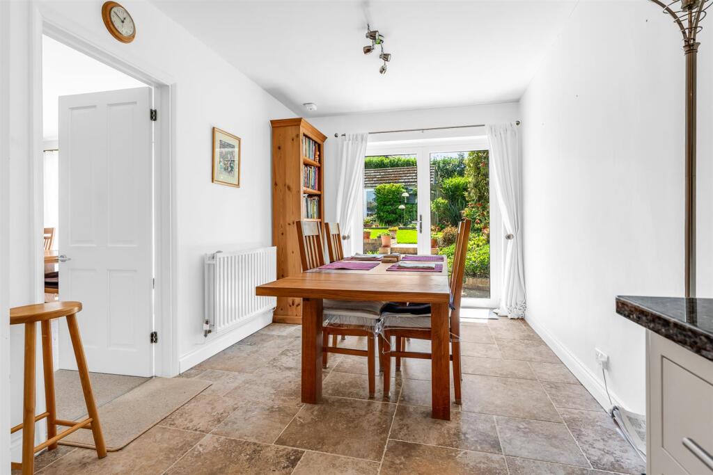 Additional image 12 of Chestnut Walk, Welwyn