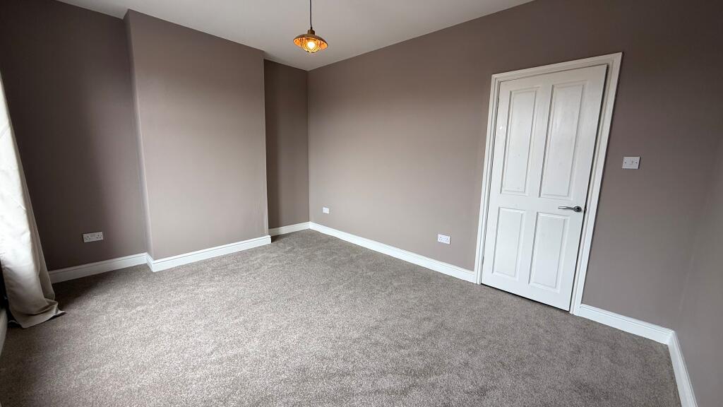 House in Sheffield - View 5