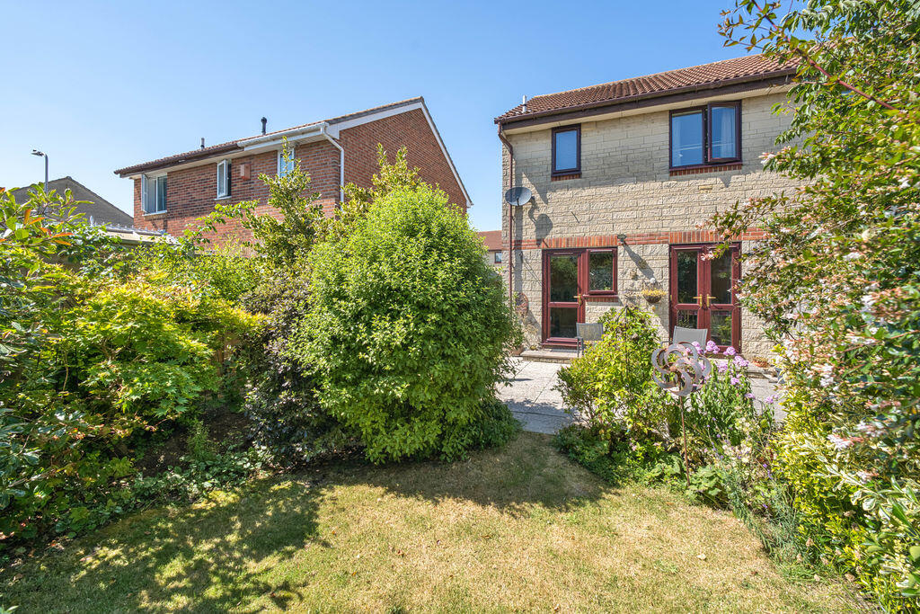House in Weston-super-Mare, North Somerset - More