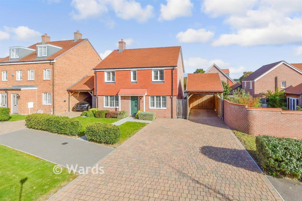 Watling Drive, Newington, Sittingbourne, Kent photo 2