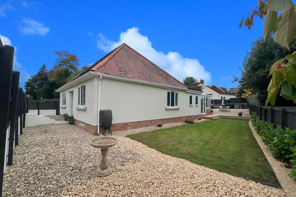 Main image of property: Alderminster, Stratford-Upon-Avon