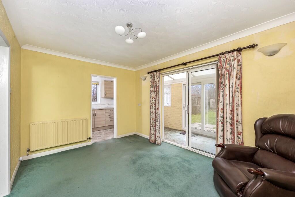 Shelldale Crescent, Portslade, BN41 1LG photo 3