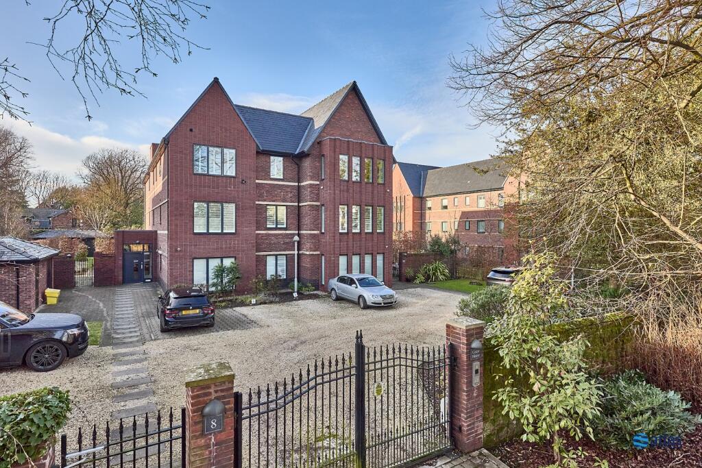 Main image of property: Lyndhurst Road, Mossley Hill, L18
