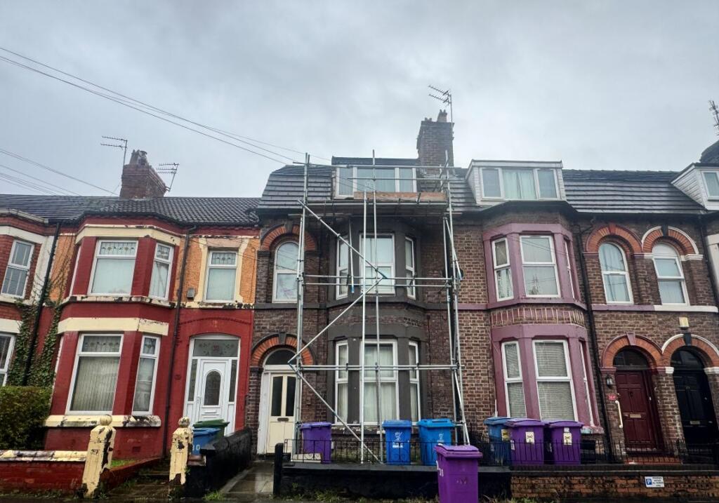 Main image of property: 28 Moscow Drive, Liverpool, Liverpool, L13 7DH