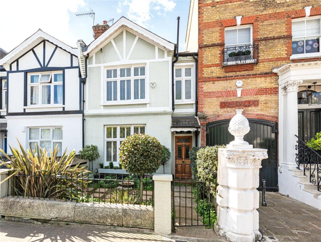 Main image of property: Deodar Road, Putney, London, SW15