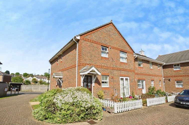 Main image of property: Cemetery Road