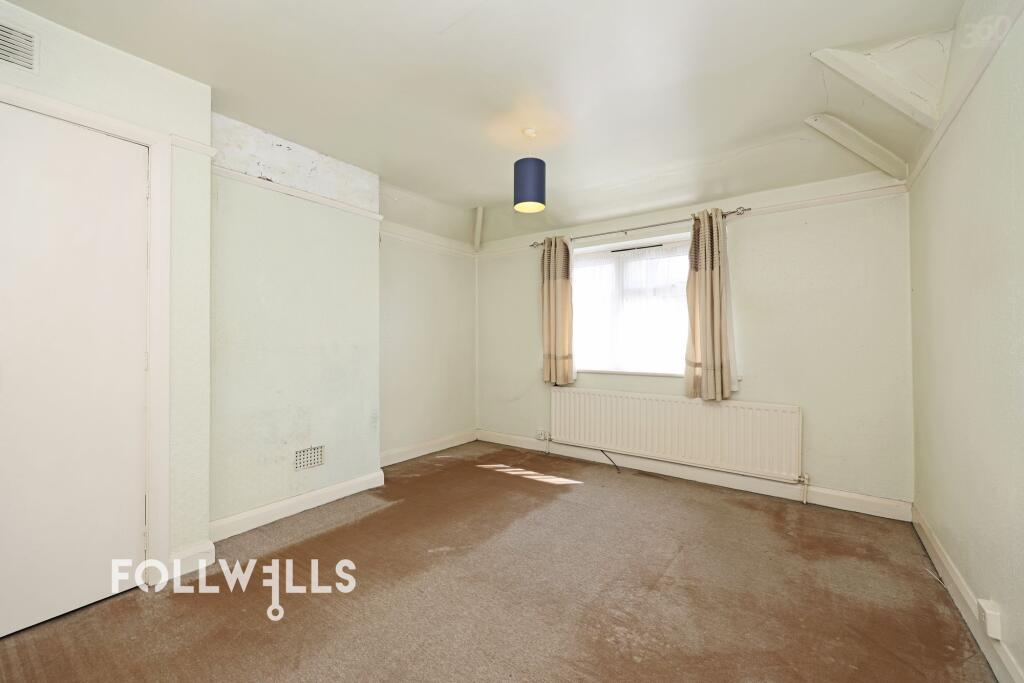 House in Stoke-on-Trent - View 3