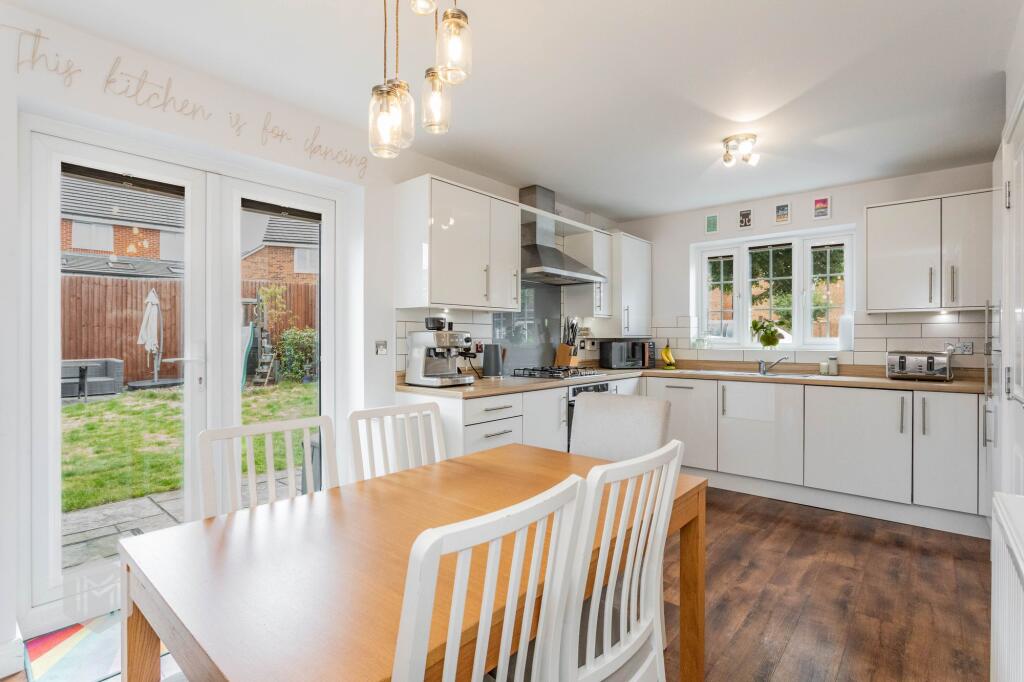 House in Warrington, Heathfields, Lowton - View 3