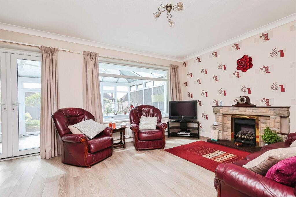 Ashfurlong Crescent, Sutton Coldfield - View 3