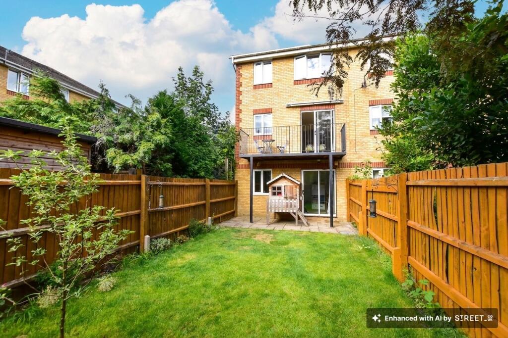 Main image of property: Swan Mead, Hemel Hempstead, HP3