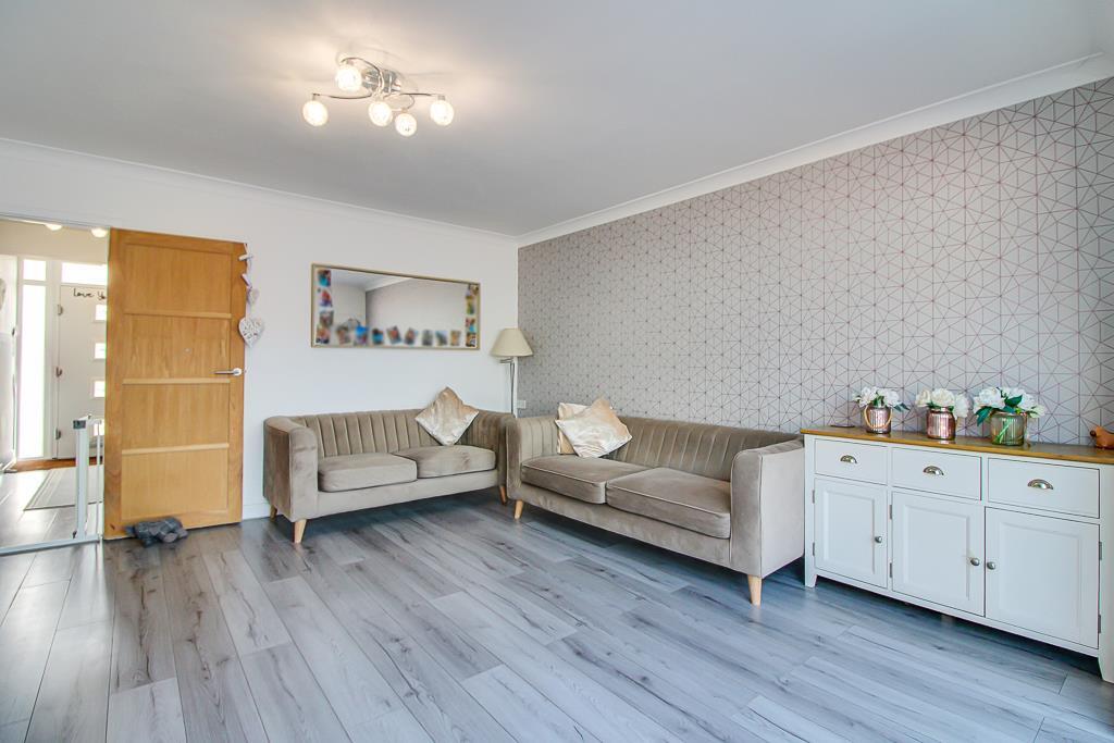 House in Southend-on-Sea - View 5