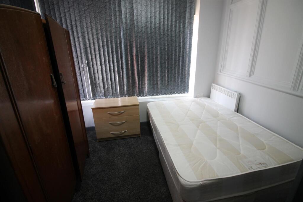 Main image of property: Kings Arms - Stocks Hill, Holbeck, Leeds