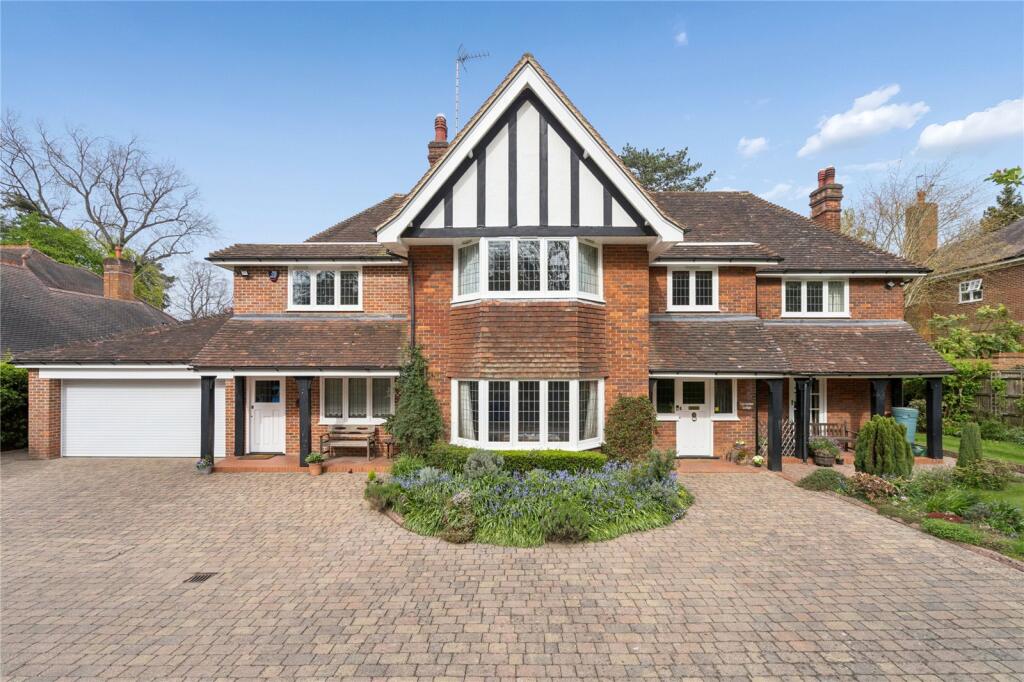 Main image of property: Nightingales Lane, Chalfont St. Giles, Buckinghamshire, HP8