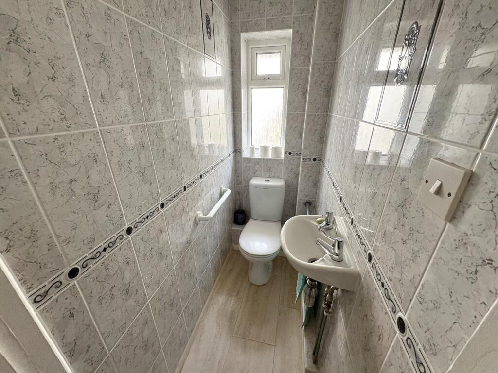 Additional image 16 of South Western Crescent, Lower Parktsone, Poole, BH14