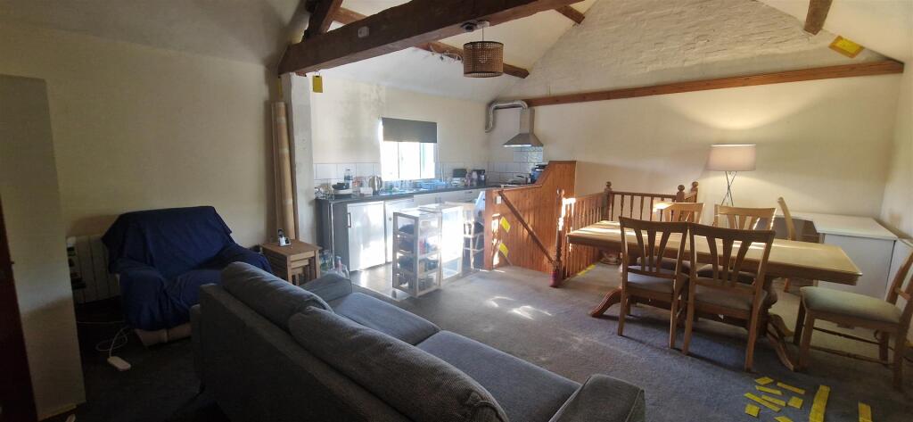 House in Northampton - View 3