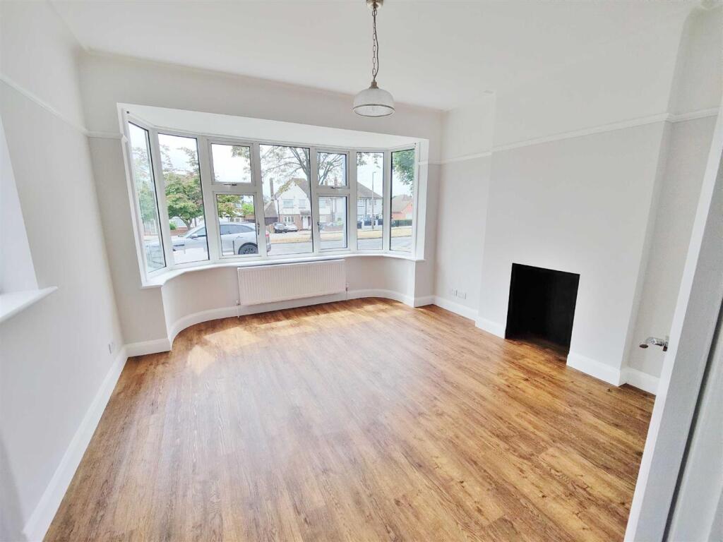 House in Southend-on-Sea - View 5