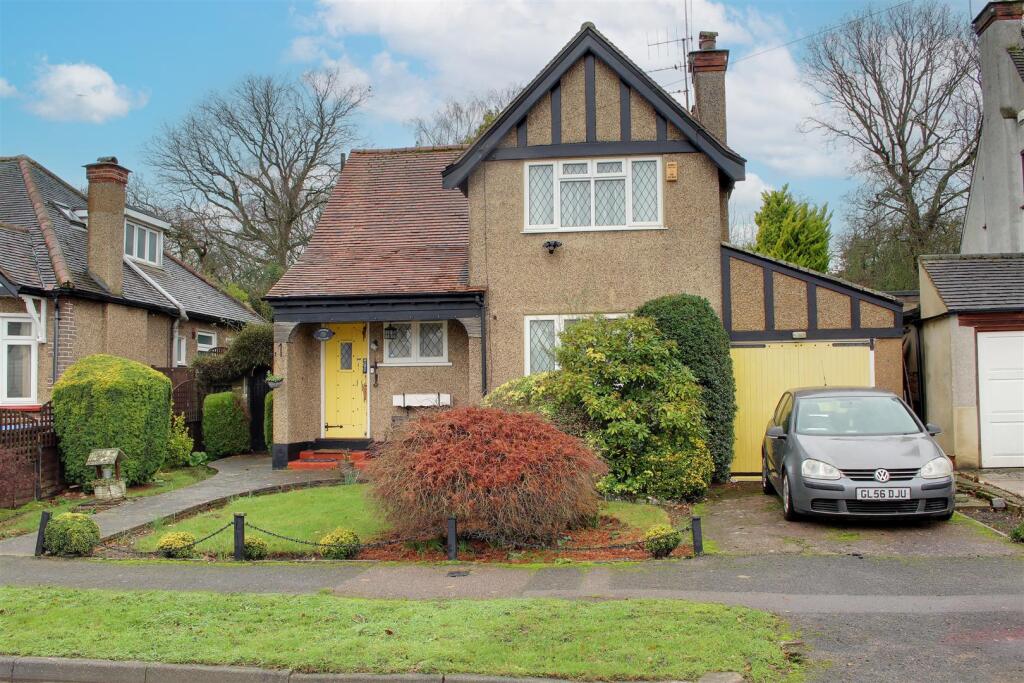 Main image of property: The Meadway, Cuffley