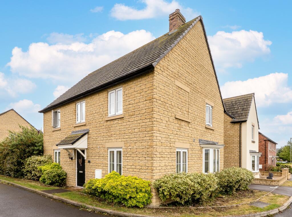 Main image of property: Blush Crescent, Carterton, Oxfordshire, OX18