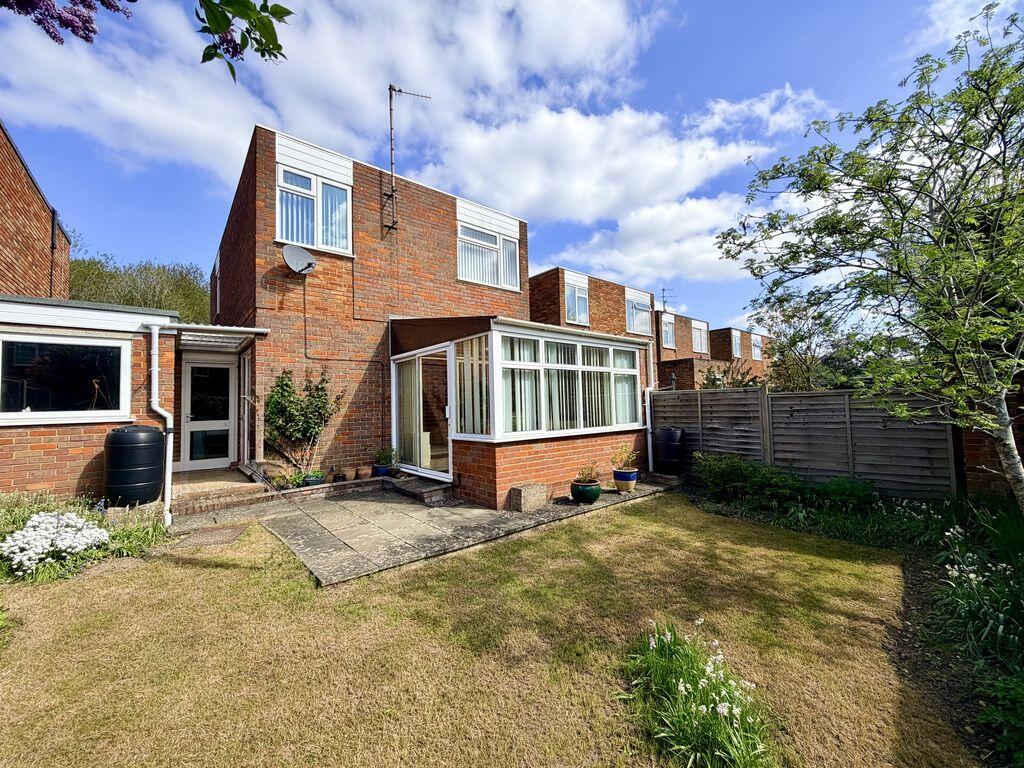 3-bed detached on Willows Road, Bourne End, £525,000