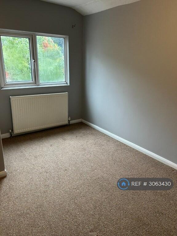 House in Linslade, Leighton-Linslade - More
