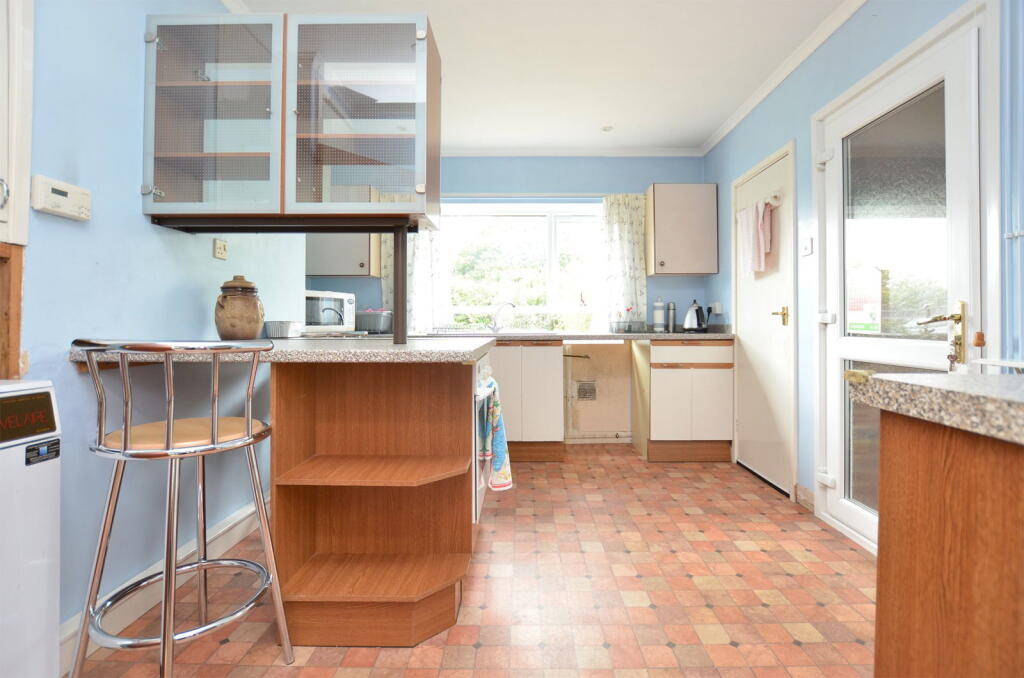 Gayton Road, Ashwicken photo 4