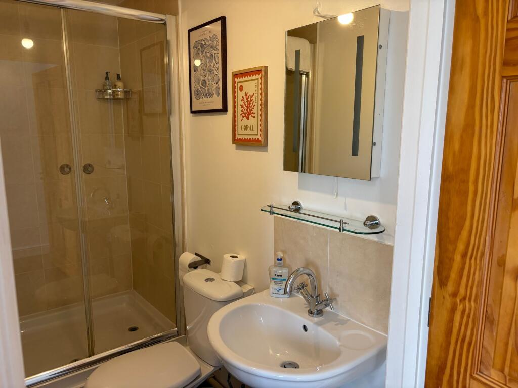 Apartment in Taunton - View 4