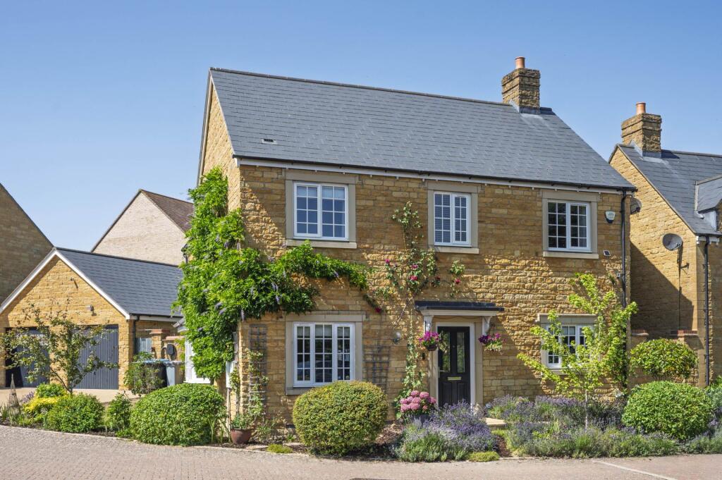 Main image of property: Stopford Place, Chipping Norton