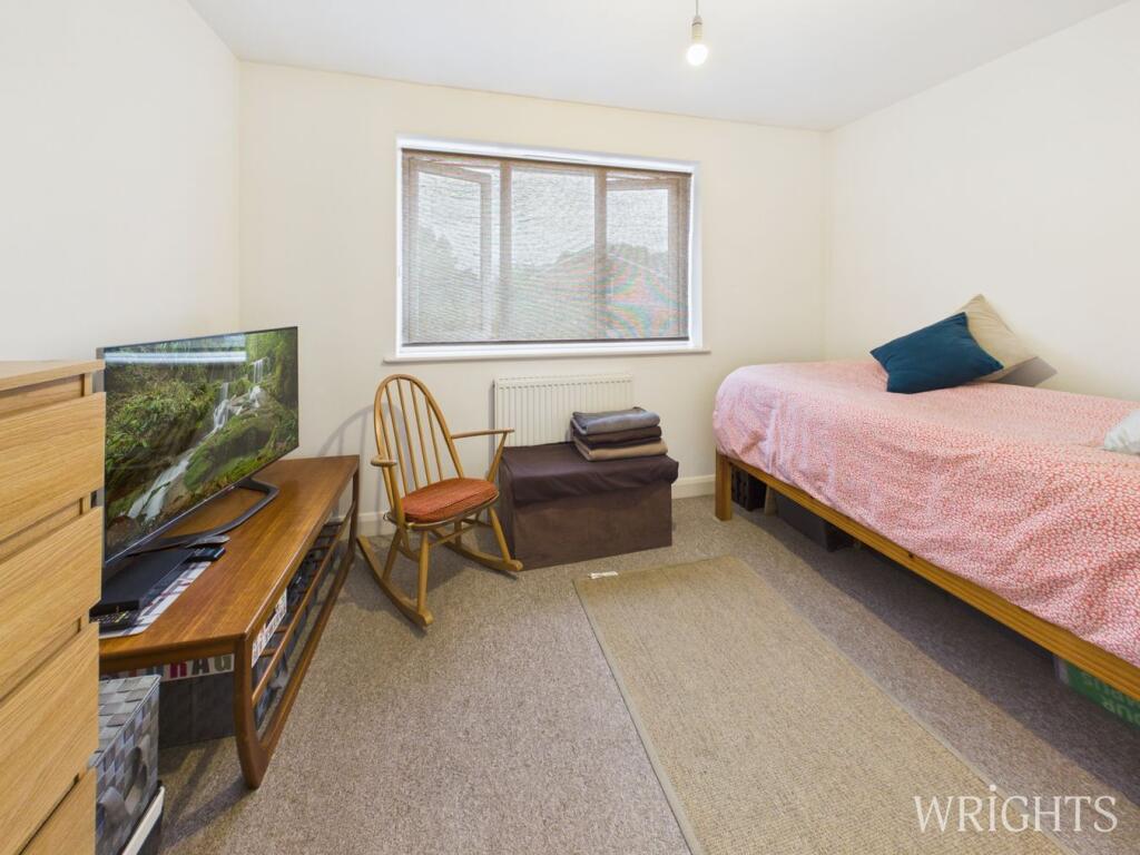 House in St Albans - View 5