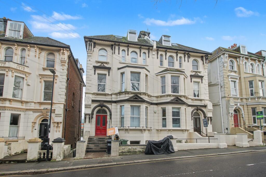 Main image of property: Flat 5, 9 Cornwallis Gardens, Hastings TN34 1LP