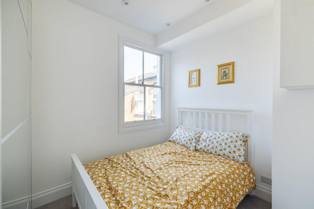 Apartment in London - View 4