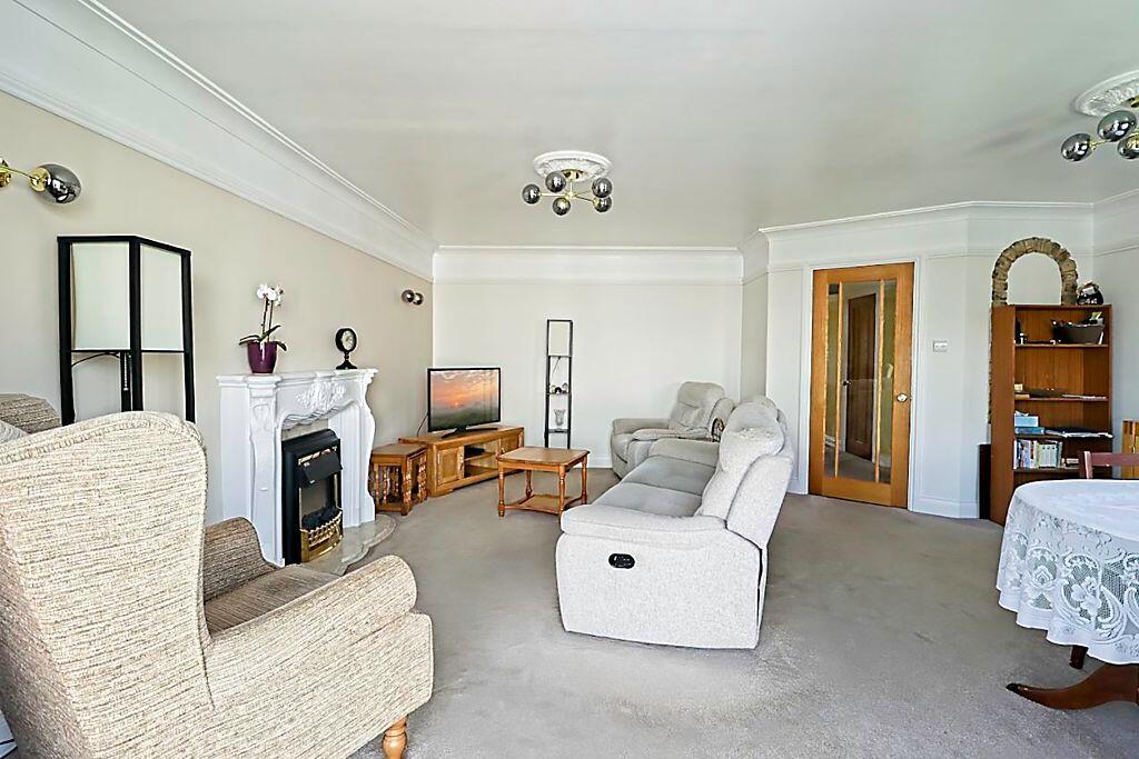 House in Southend-on-Sea - View 5