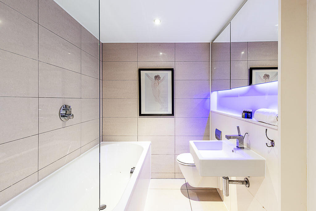 Apartment in London - View 4