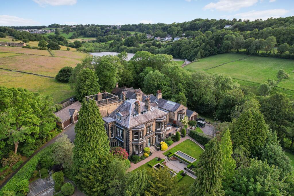 Holmefield House, Longwood, Huddersfield - View 3