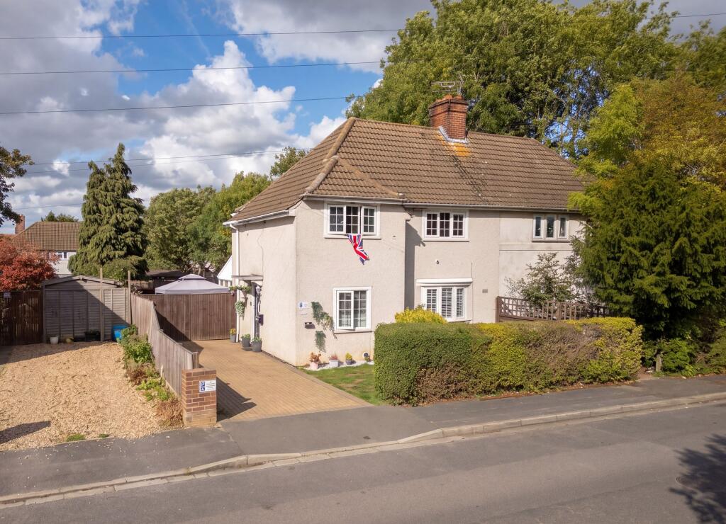 Main image of property: Hampden Road, Aylesbury, HP21