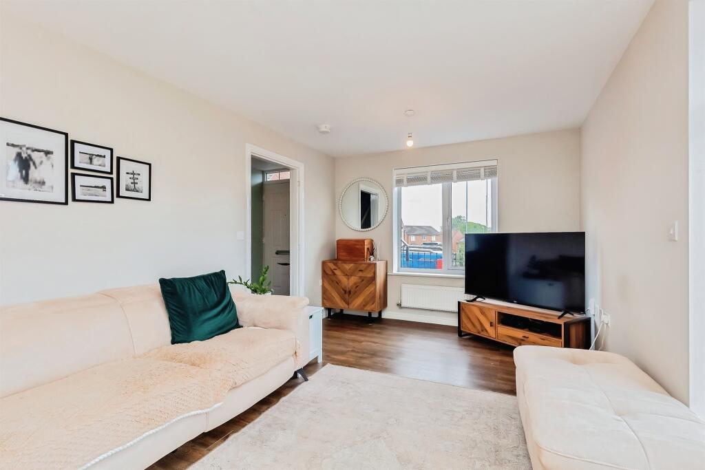 House in Northampton - View 5