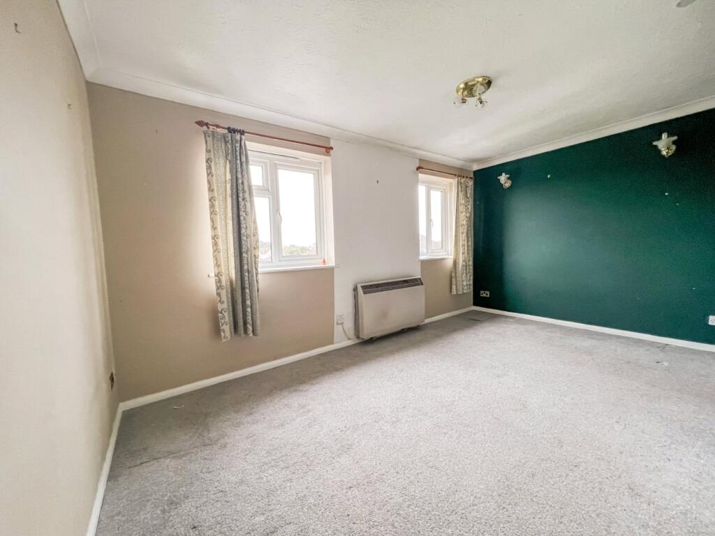 Linden Court, 31-35 Linden Road, Bognor Regis, PO21 photo 3