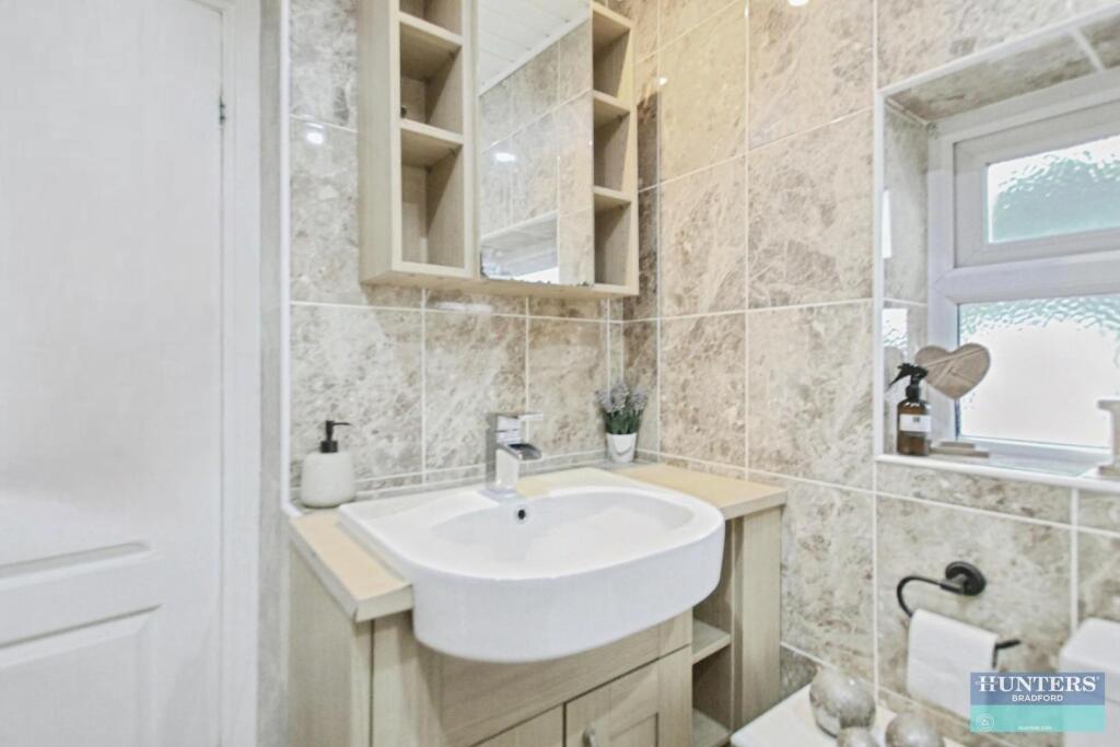 Additional image 19 of Enfield Parade, Bradford, BD6 3HX