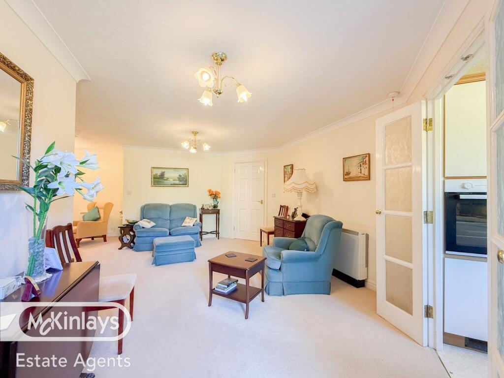Ground Floor Retirement Apartment with Garden Access, Avongrove Court, TA1 - View 6